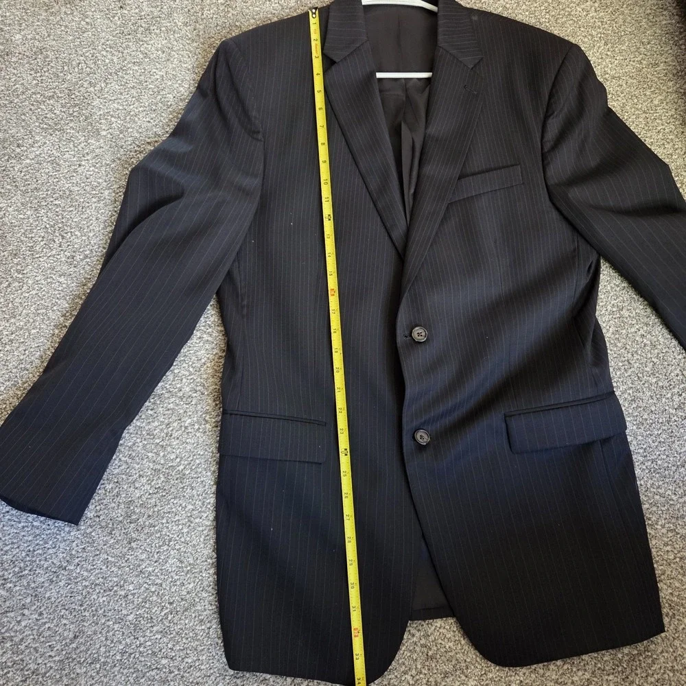 Ralph by Ralph Lauren Men's 42R 100% Wool‎ Black Pinstripe Sport Coat Blazer